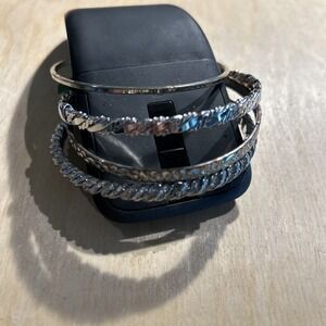 Vintage Metal  Bangle Bracelet Lot #133 Mixed Tone Bracelets Untested Unresearch